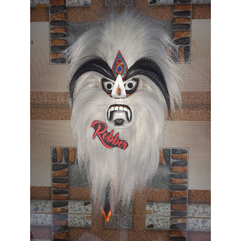 BUJANG GANONG ANAK MUKA PUTIH