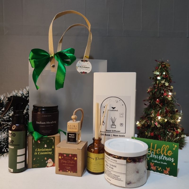 

Christmas Hampers Aromaterapi Gift Kado Natal Tahun Baru Set Parcel