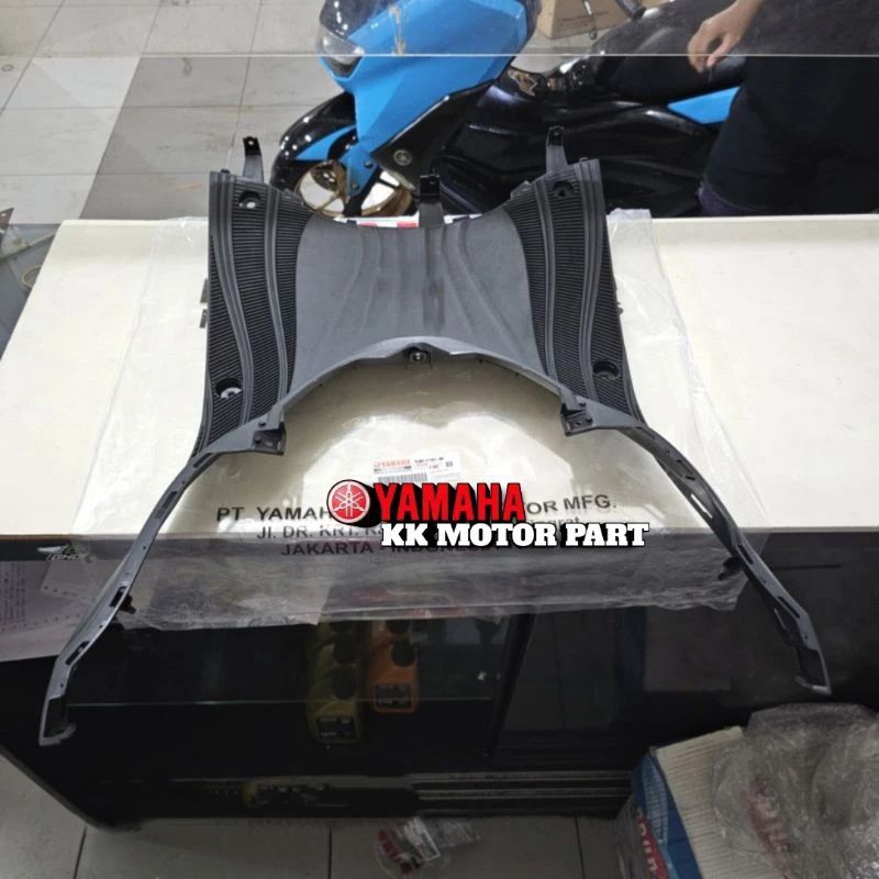 BOARDES PIJAKAN KAKI YAMAHA GRAND FILANO 125 ORIGINAL YGP