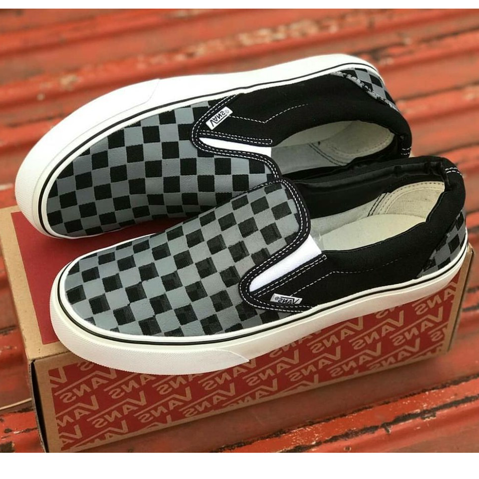 #Sale PGS PREMIUM Sepatu Sneakers Kasual Catur Slip On Checkerboard Hitam Putih Grade Ori Pria Wanit