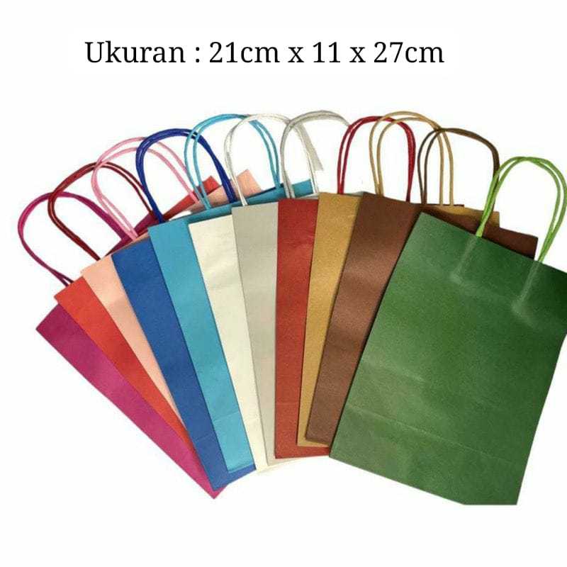 

Paper bag polos per pack isi 12pcs (21cm x 11cm x 27cm)