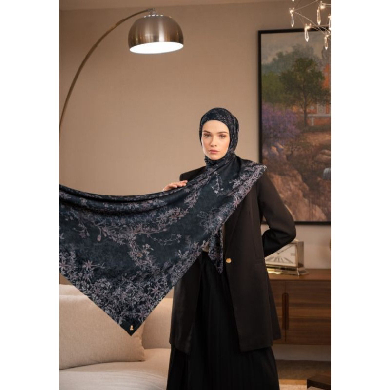 Imperfect Sale Lathika Scarf Heylocal.id