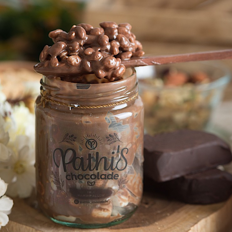 Ikhsan Ferdinan Milk Marshmallow - Pathis Chocolade Chocolate In Jar Cemilan Coklat Lumer Choco