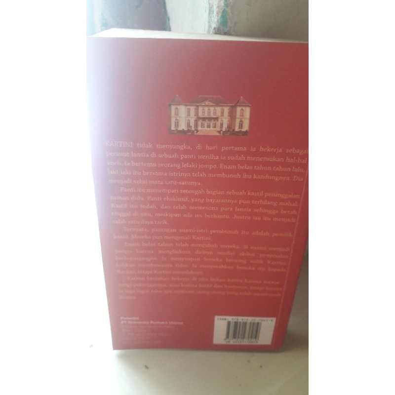 novel v lestari misteri kastil cinta