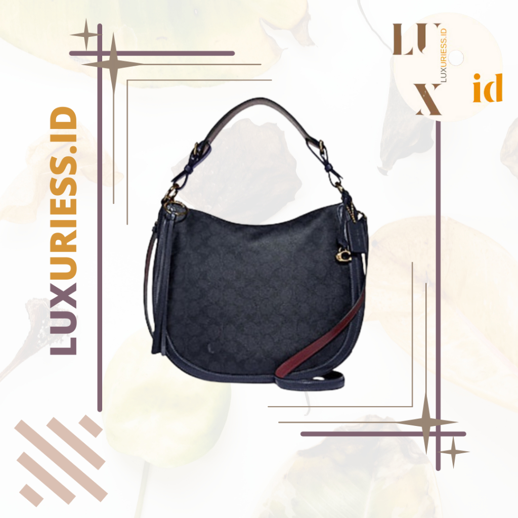 COACH SUTTON HOBO IN SIGNATURE