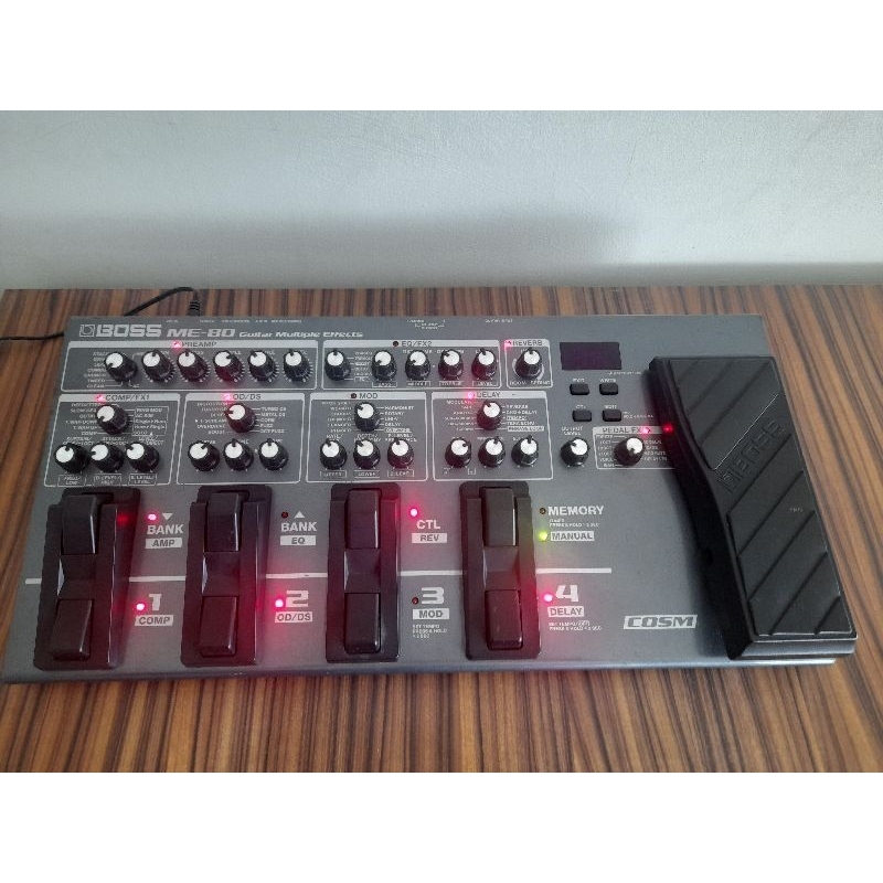 Efek Gitar Boss ME 80