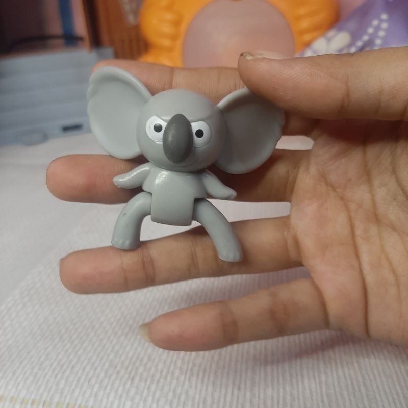 mainan /figure dikoleksi koala we bare bears