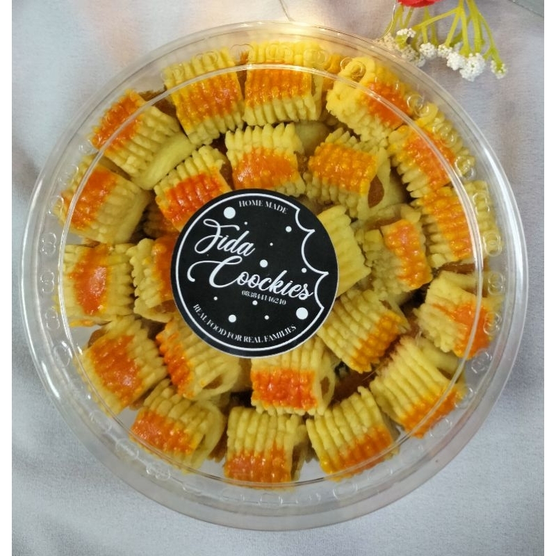 

KUE KERING PREMIUM NASTAR GULUNG FRESH HOME MADE KUE KERING LEBARAN / KUR KERING NATAL BY FIDA COOKIES 500g