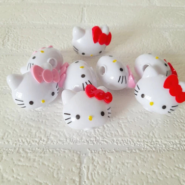 

RAUTAN HELLO KITTY