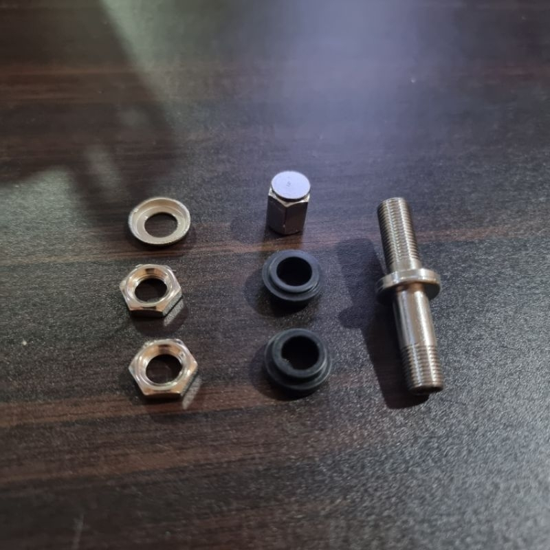 Pentil Tubles Ban Tubless Tubeless Besi Panjang 45mm 4.5cm Drat Luar Motor Mobil