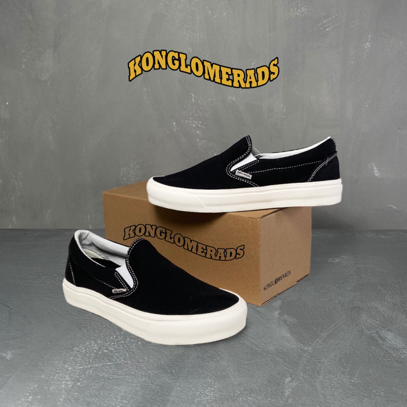 Sepatu Konglomerads - Slip On Douglass Black / White