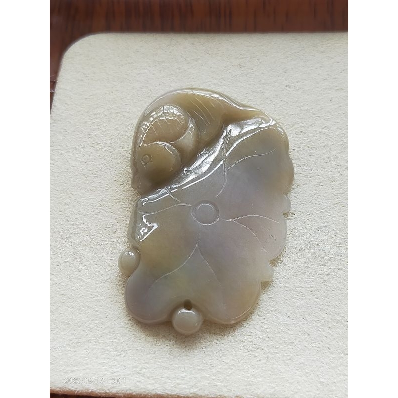 Kalung Liontin Giok Burma lavender yellow Ikan Lotus hoki sertifikat