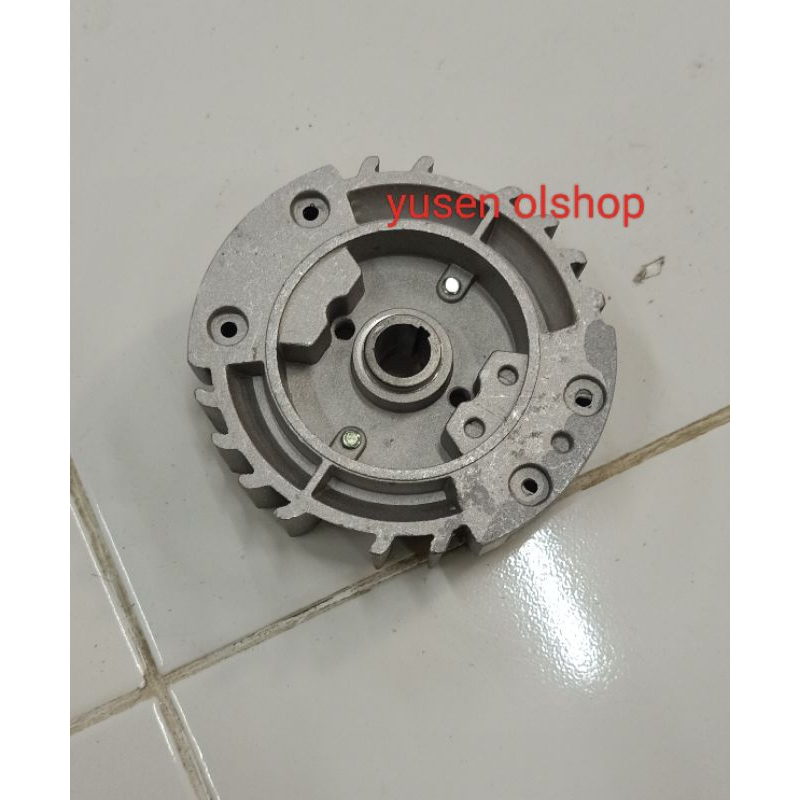 flywheel/magnet gergaji mesin chainsaw 5200/5800