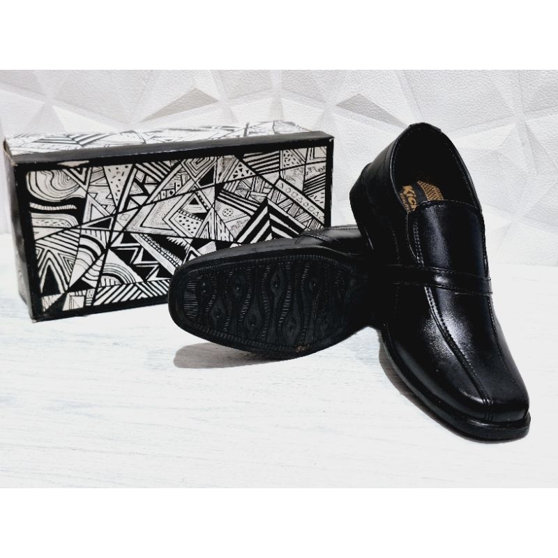 Sepatu Pria Kickers Keren Original/Sepatu Pria Kulit/Sepatu Pria Slip On/Sepatu Pria Dewasa/Sepatu P