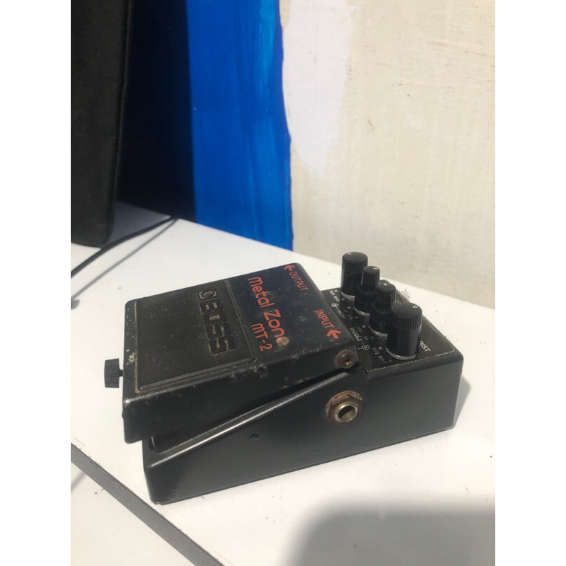 Efek Boss Metalzone MT2