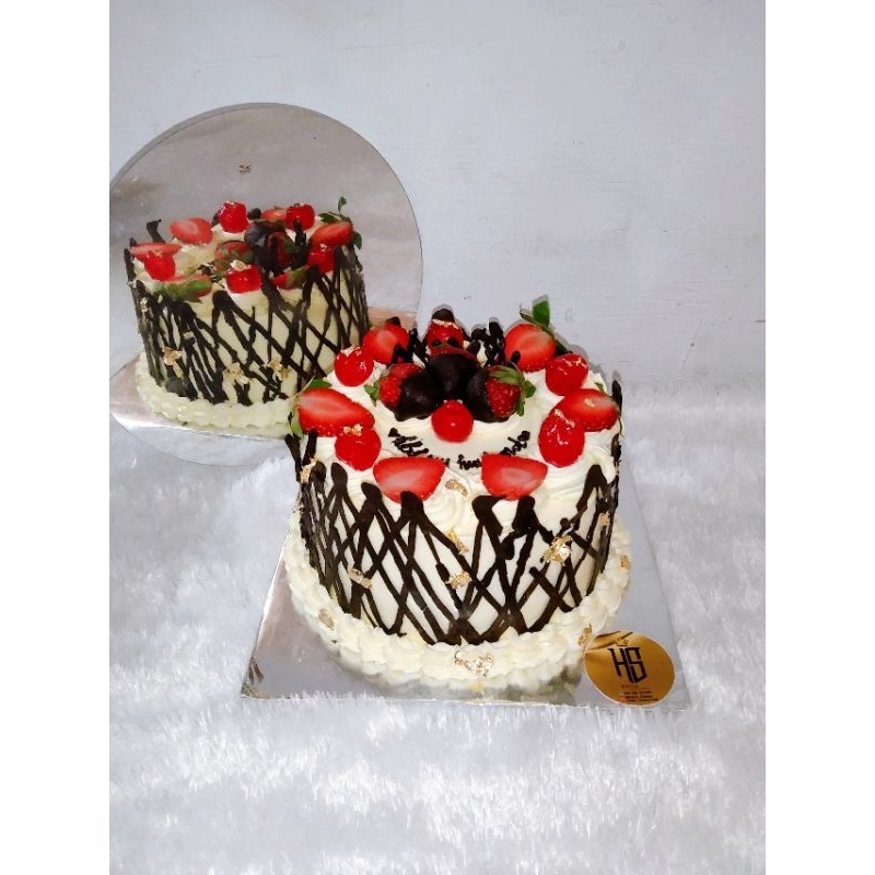 

kue ultah 17/18cm/Korean cake/kue ultah karakter/Ogura cake