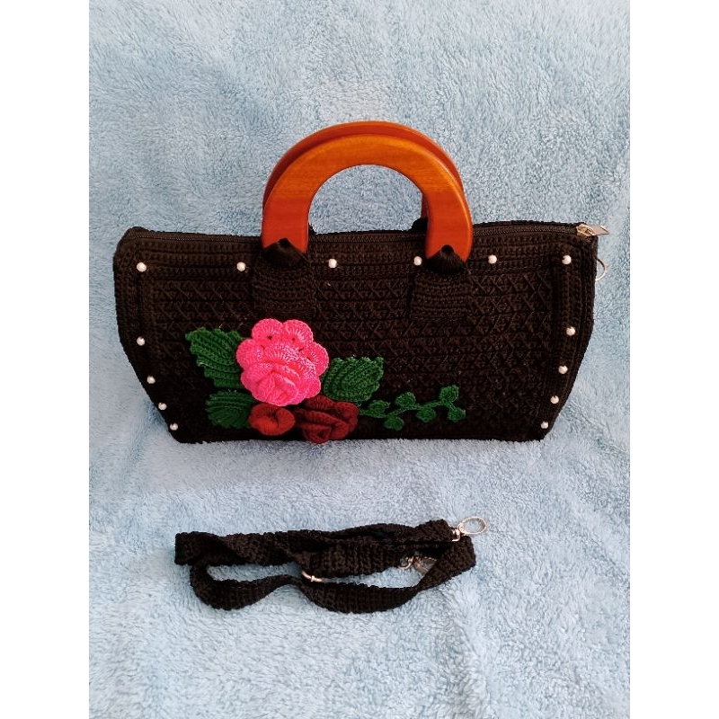 tas rajut pesta wanita