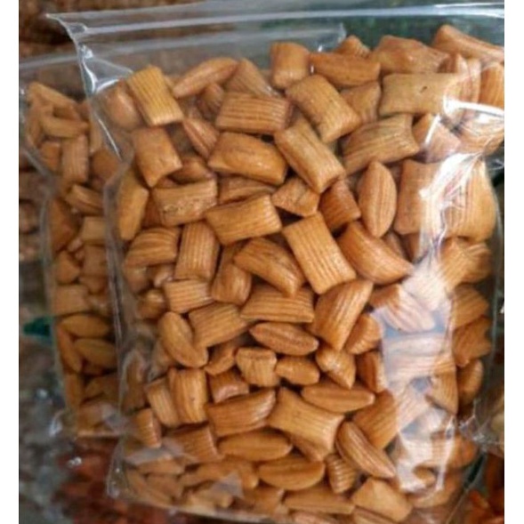 

➞✸✿ KUE PANG PANG/KUE BANTAL RASA MANIS GURIH BERAT 500 g /SNACK KILOAN Big Sale