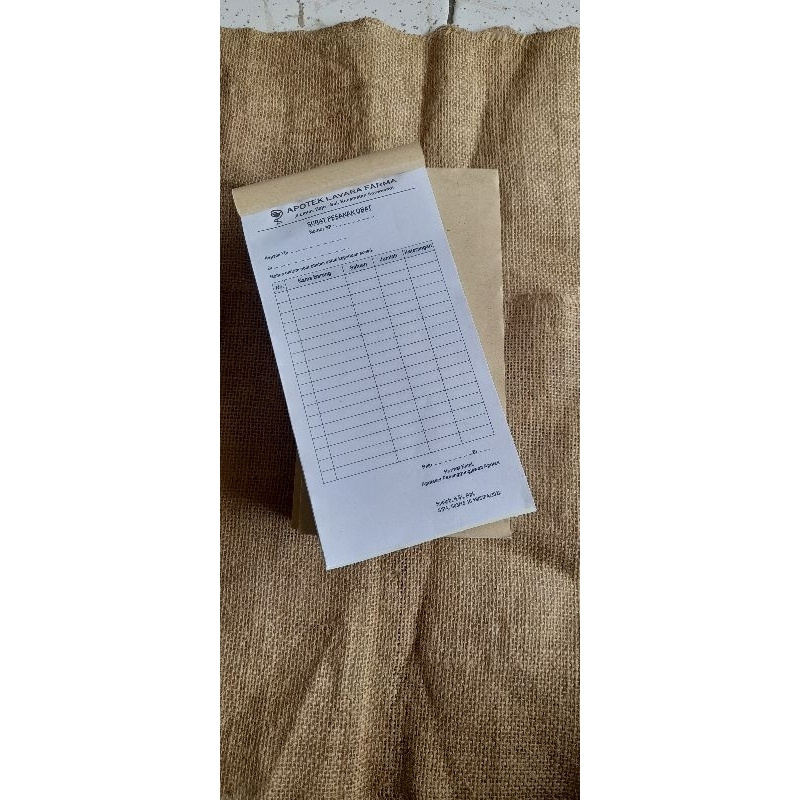 

NOTA CUSTOM 2 PLY UKURAN 1/3 FOLIO (10,5 x 21 cm)