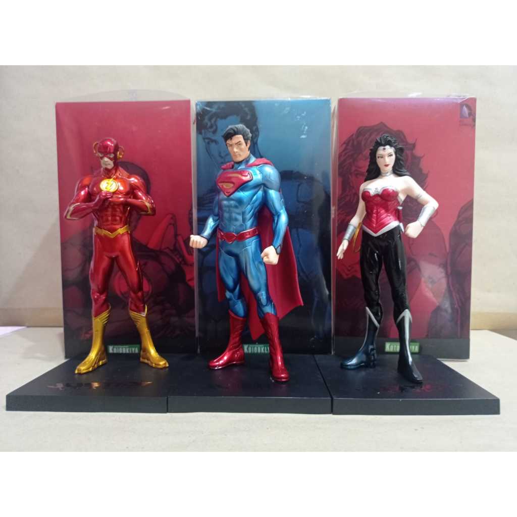 Kotobukiya DC Justice League ArtFx+Statue Superman Flash Wonder Woman
