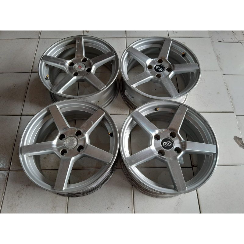 Velg Bekas Vossen Ring 15 lebar 7 et 42 pcd 4x100