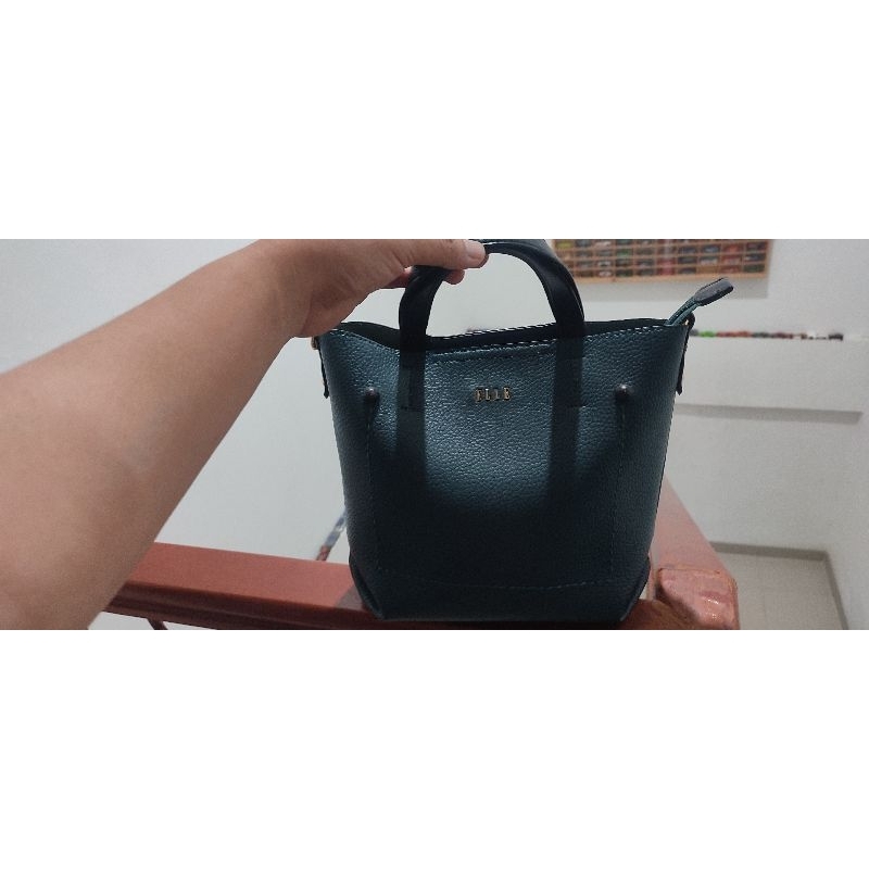 tas elle preloved