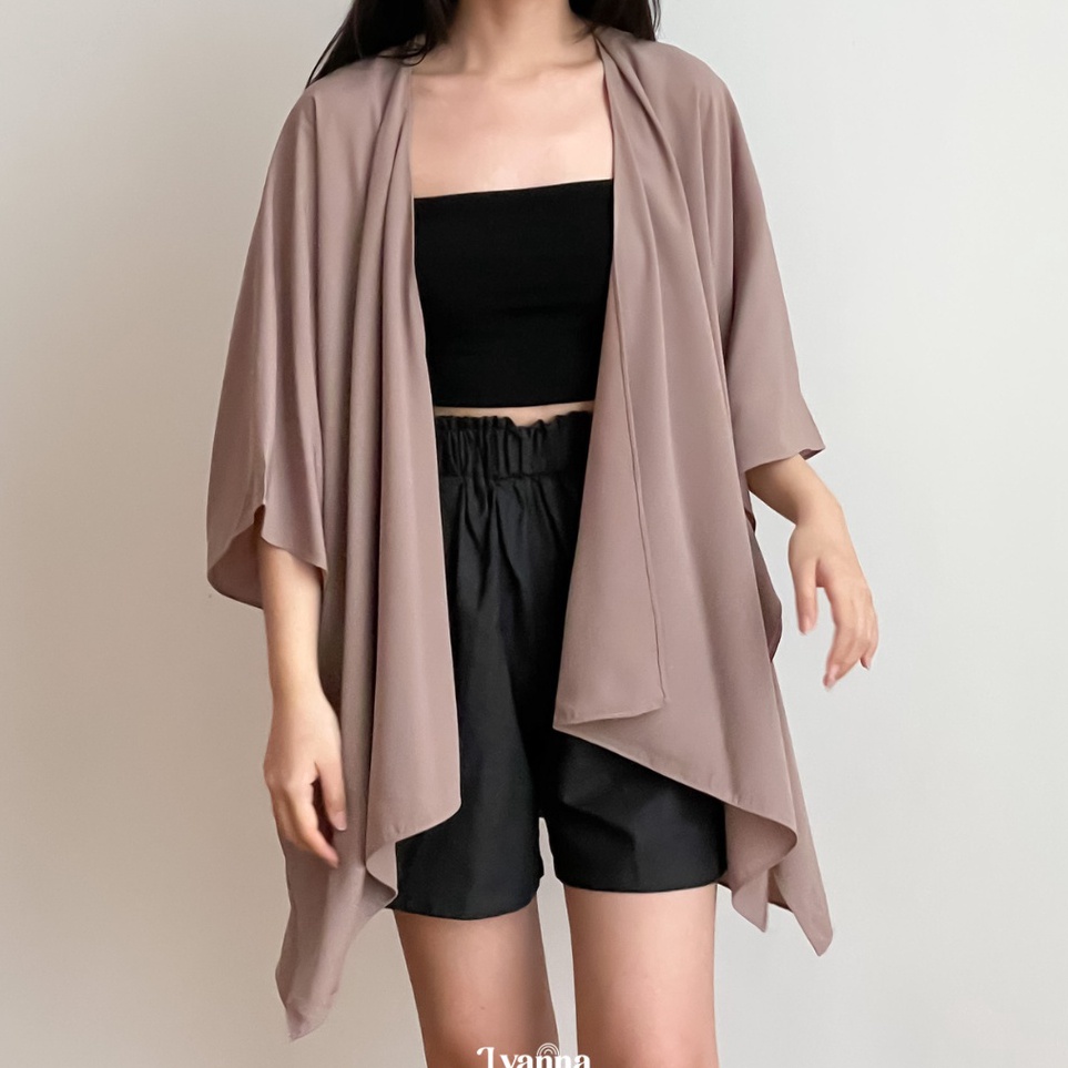 Toko Spesial Sora Outer | Outer Wanita Oversize Polos Batwing | LYANNA