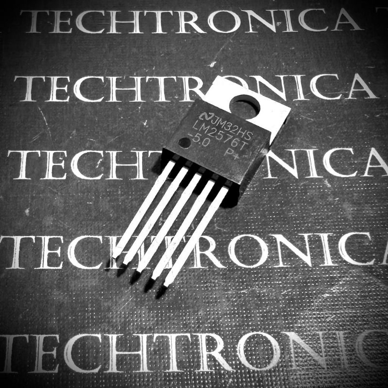 IC LM2576T-5 LM2576 -5 LM 2576T-5 TO-220-5L