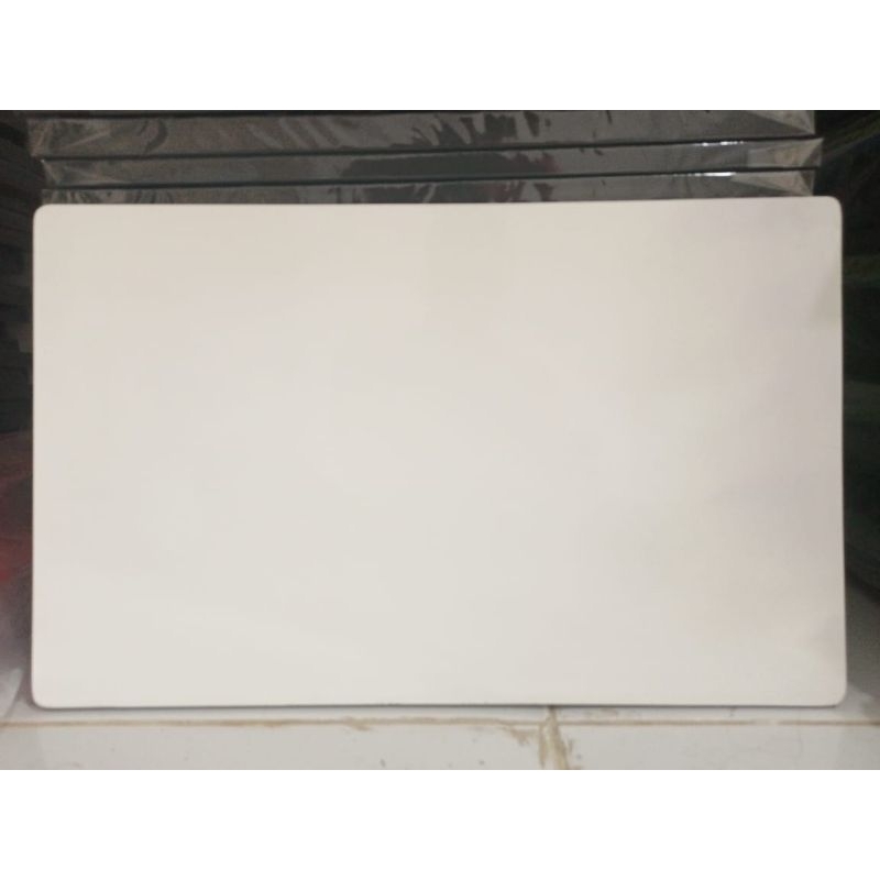 

Papan Tulis Dan Meja Belajar Ukuran 30x50