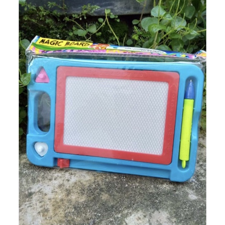 

Terupdate MAINAN ANAK PAPAN TULIS KECIL NO (T-2015) -Mainan pinter Anak