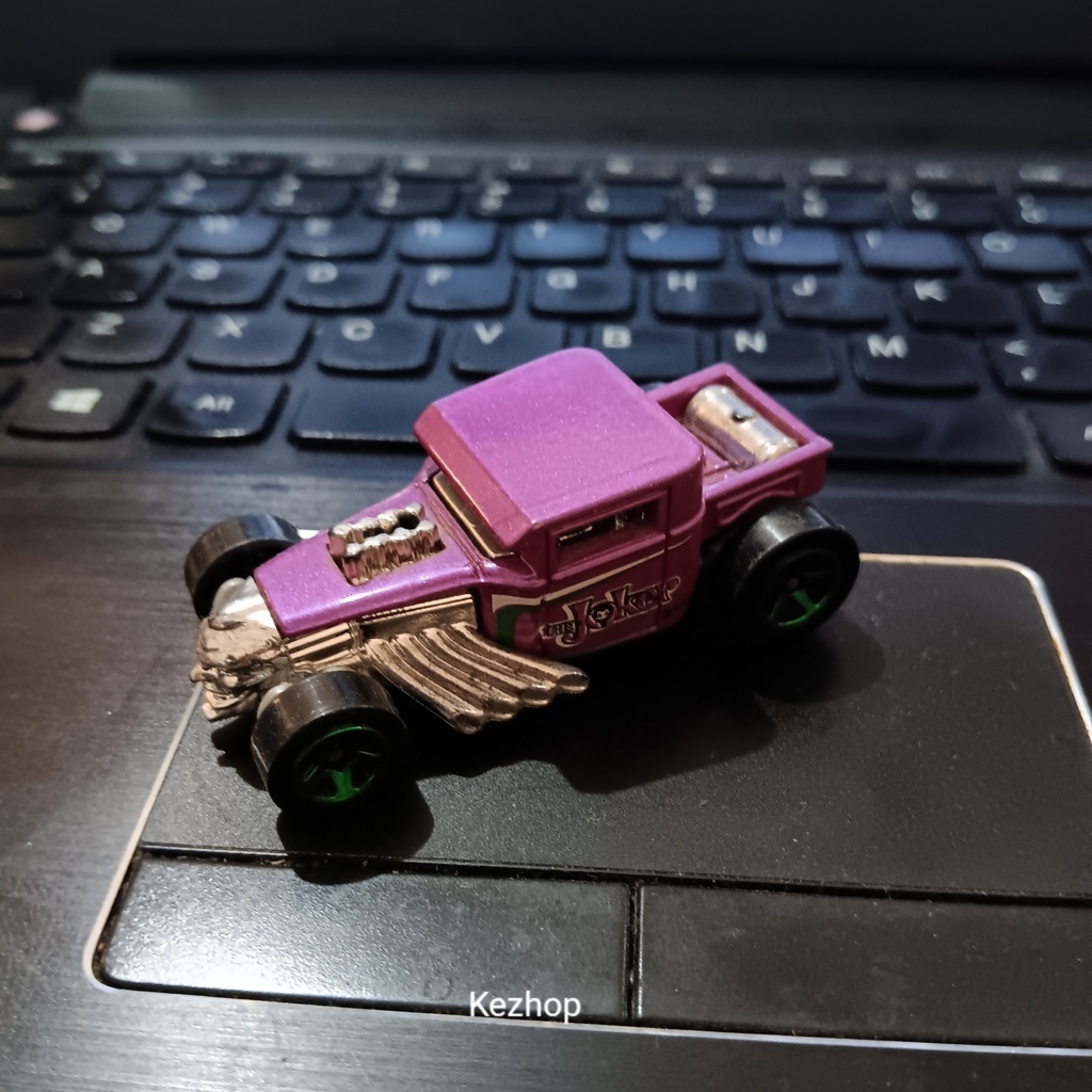HOT WHEELS LOOSE BONE SHAKER UNGU JOKER