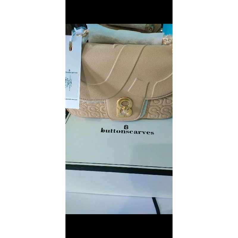 preloved Aluna flap bag buttonscarves warna Tan