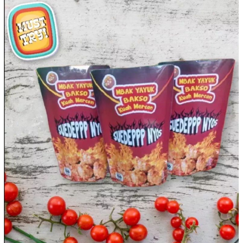 

BAKSO KUAH MERCON