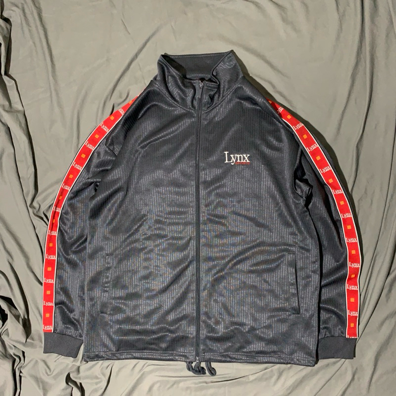 Preloved Jacket Lynx Warna Abu-abu Gelap