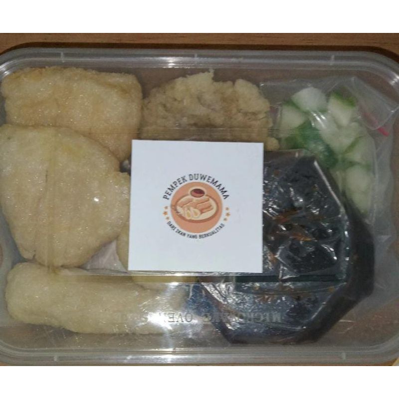 

PEMPEK DUWEMAMA