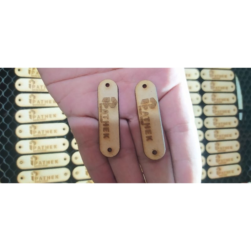 

Label gravir MDF