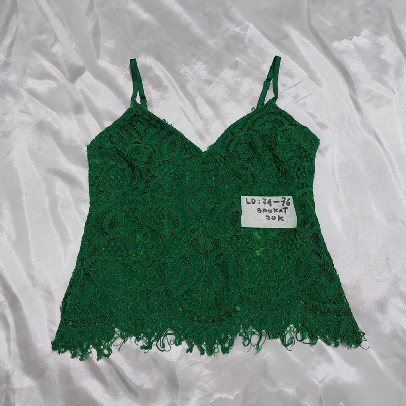 PRELOVED TAS ZARA GUES CELANA PENDEK JEANS UNIQLO H&M