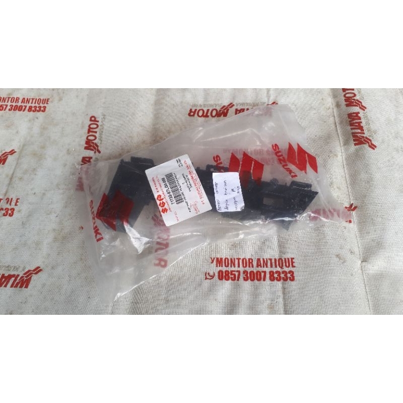 Bracket Breket Holder Bemper Bamper Depan KIRI SUZUKI KARIMUN WAGON R GL GX ORIGINAL SGP