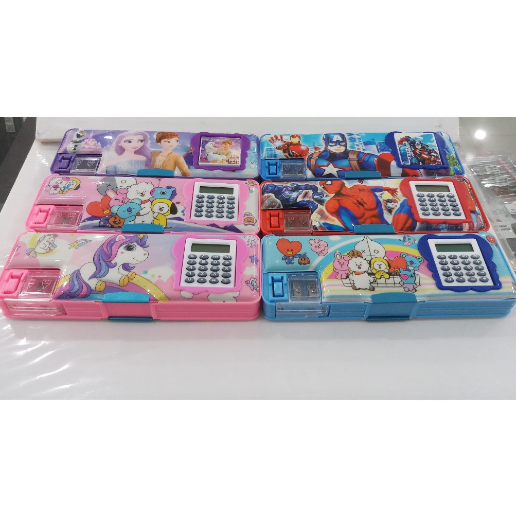 

PC MAGNET KALKULATOR C2155 / Pencil Case Magnet Kalkulator C2155 / Kotak Pensil / Tempat Pensil