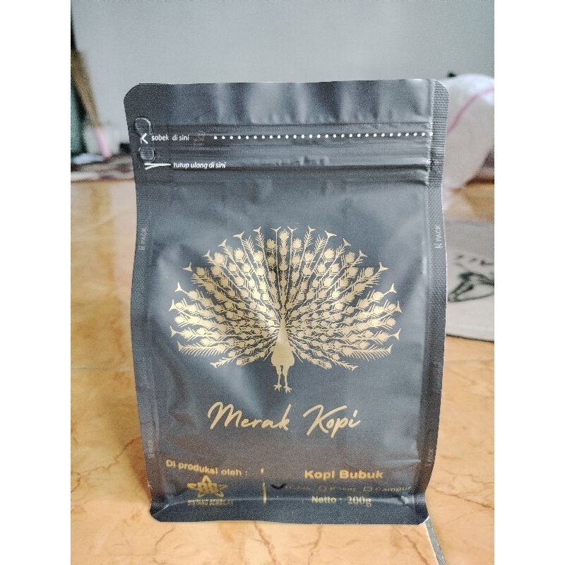 

Kopi Dampit Merk Merak Kopi