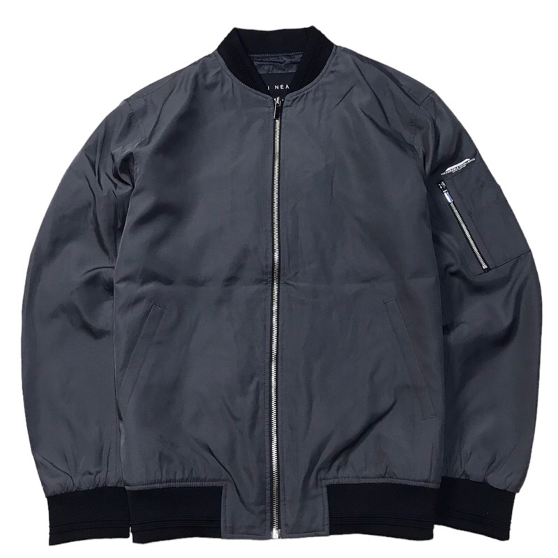 Jaket bomber tbj nearby