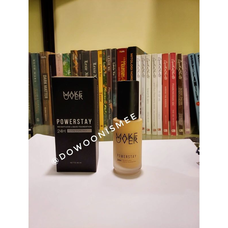 Make Over Powerstay Weightless Liquid Foundation W42 Warm Sand