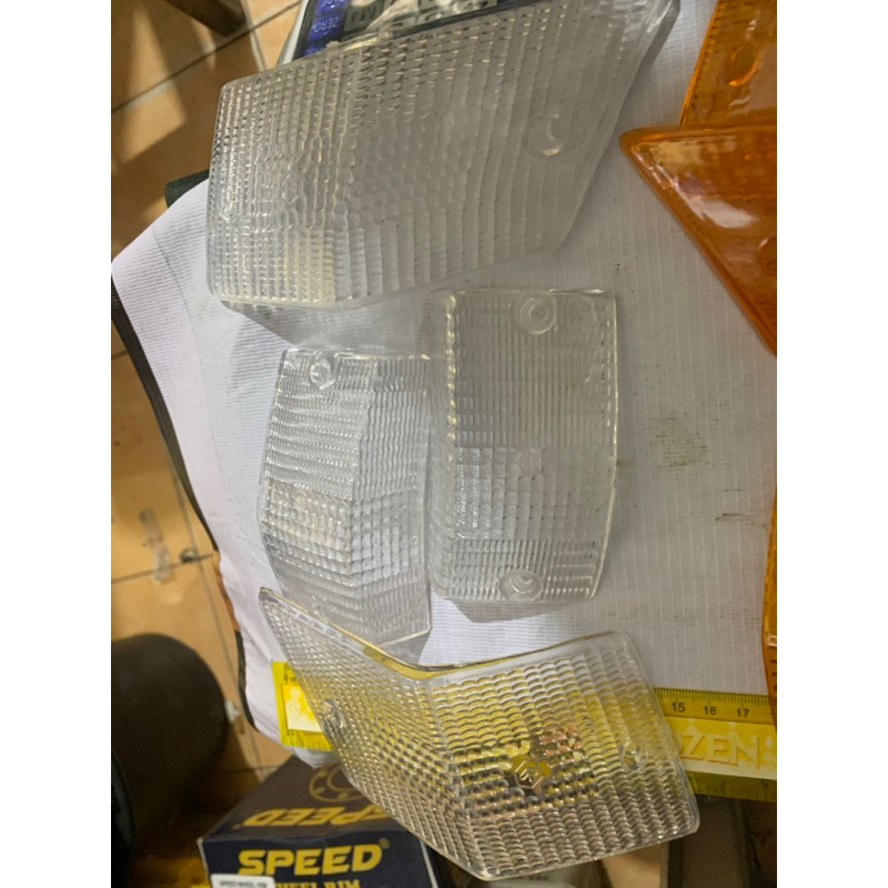 Mika Sen Sein Vespa Excel Pxe Px Exclusive putih Kiwi