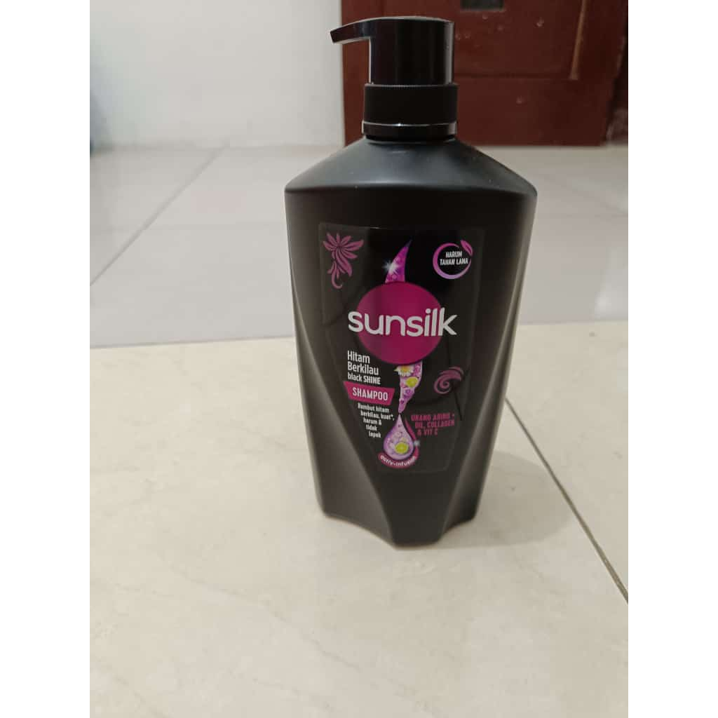 Sunsilk Shampoo - Shampoo Sunsilk Soft and Smooth 900ml /  Black and Shine 900ml