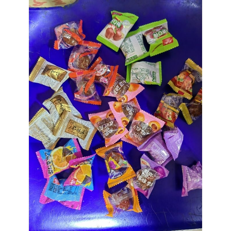 

manisan plum campur2 berbagai rasa 500gram