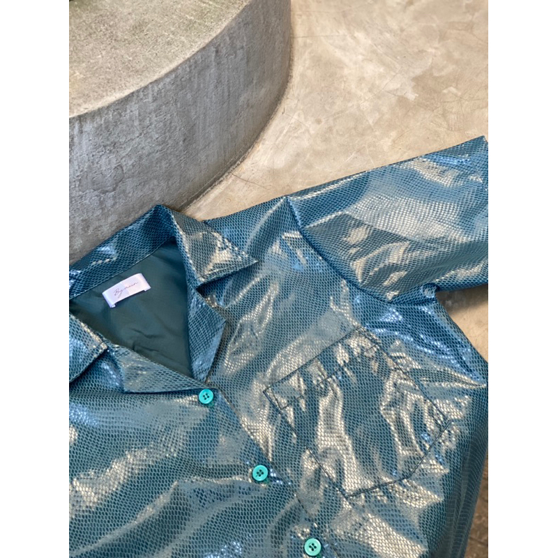 Alinea shirt - kemeja suede semi leather