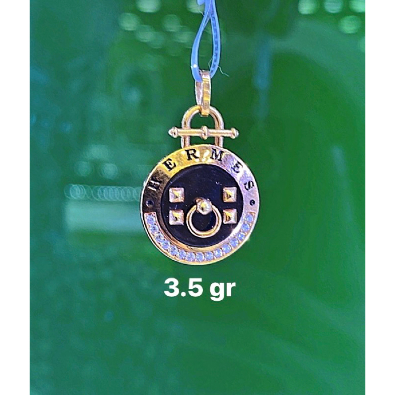 liontin emas perhiasan 750%karat 17