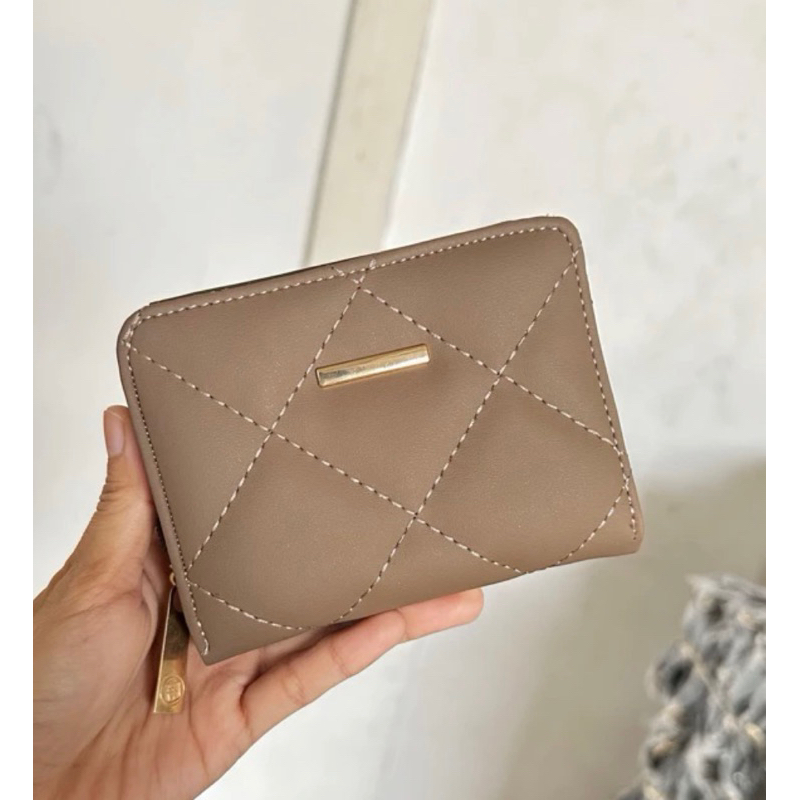 Preloved dompet wanita DINA dompet lipat