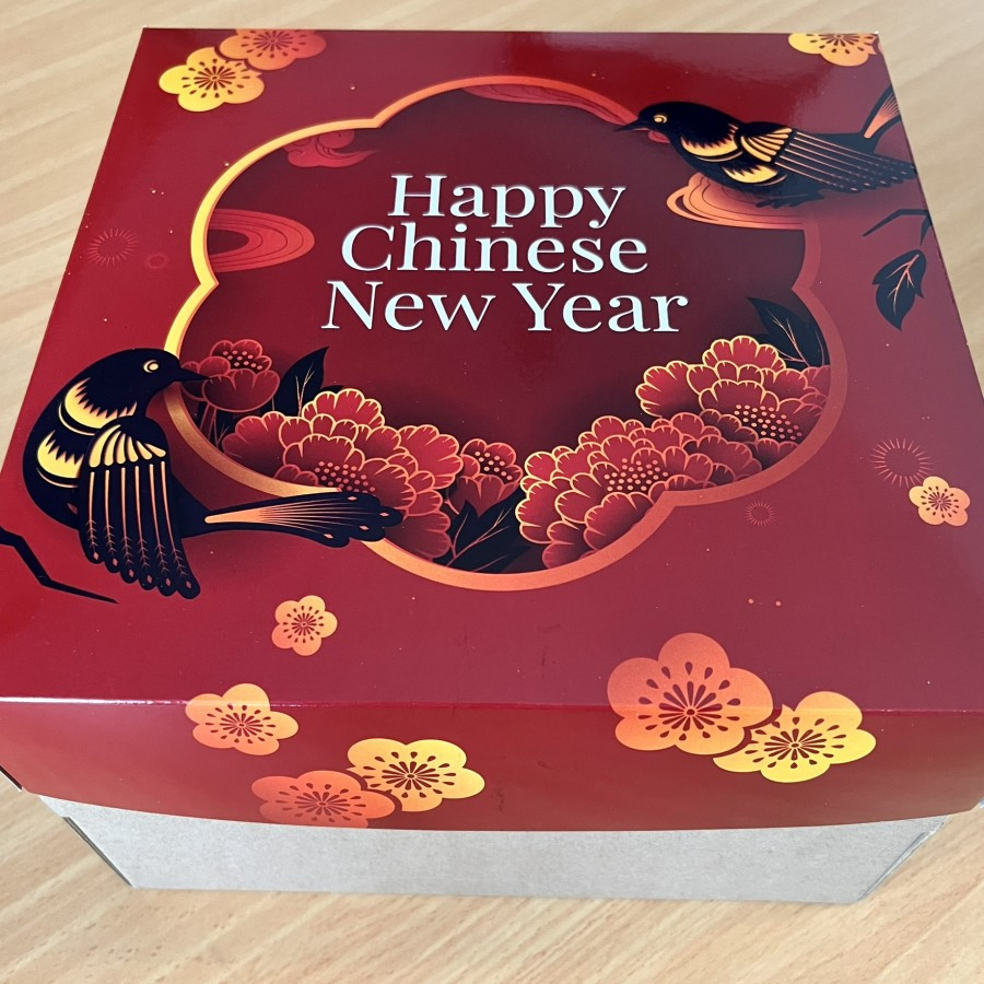 

( 5 pcs ) Cake Box Imlek Kotak Kue Bolu Chiffon CNY Kardus Kue Lapis Legit Dus Sincia Ukuran 22x22 cm