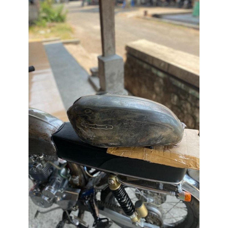 TANGKI CB 125 ORIGINAL Tangki CB 125 Ori No bocor, no rembes